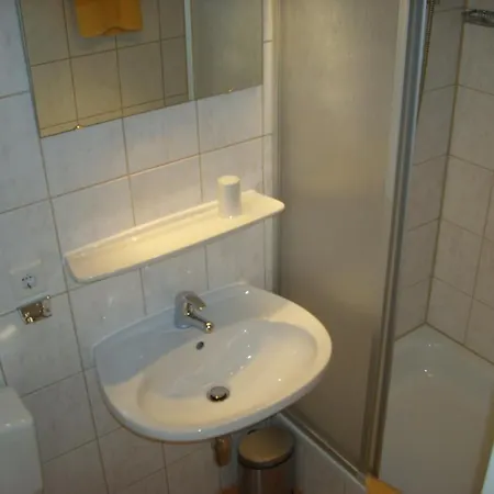 Hotel-gastehaus Simon Guest house Bad Tolz
