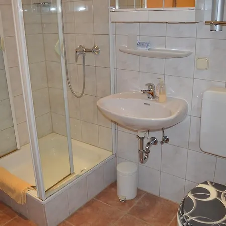 Hotel-gastehaus Simon 3*