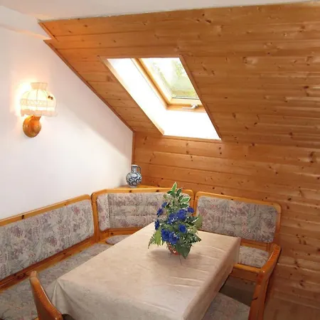 Guest house Hotel-gastehaus Simon Bad Tolz