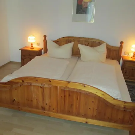 Hotel-gastehaus Simon Πανσιόν 3*